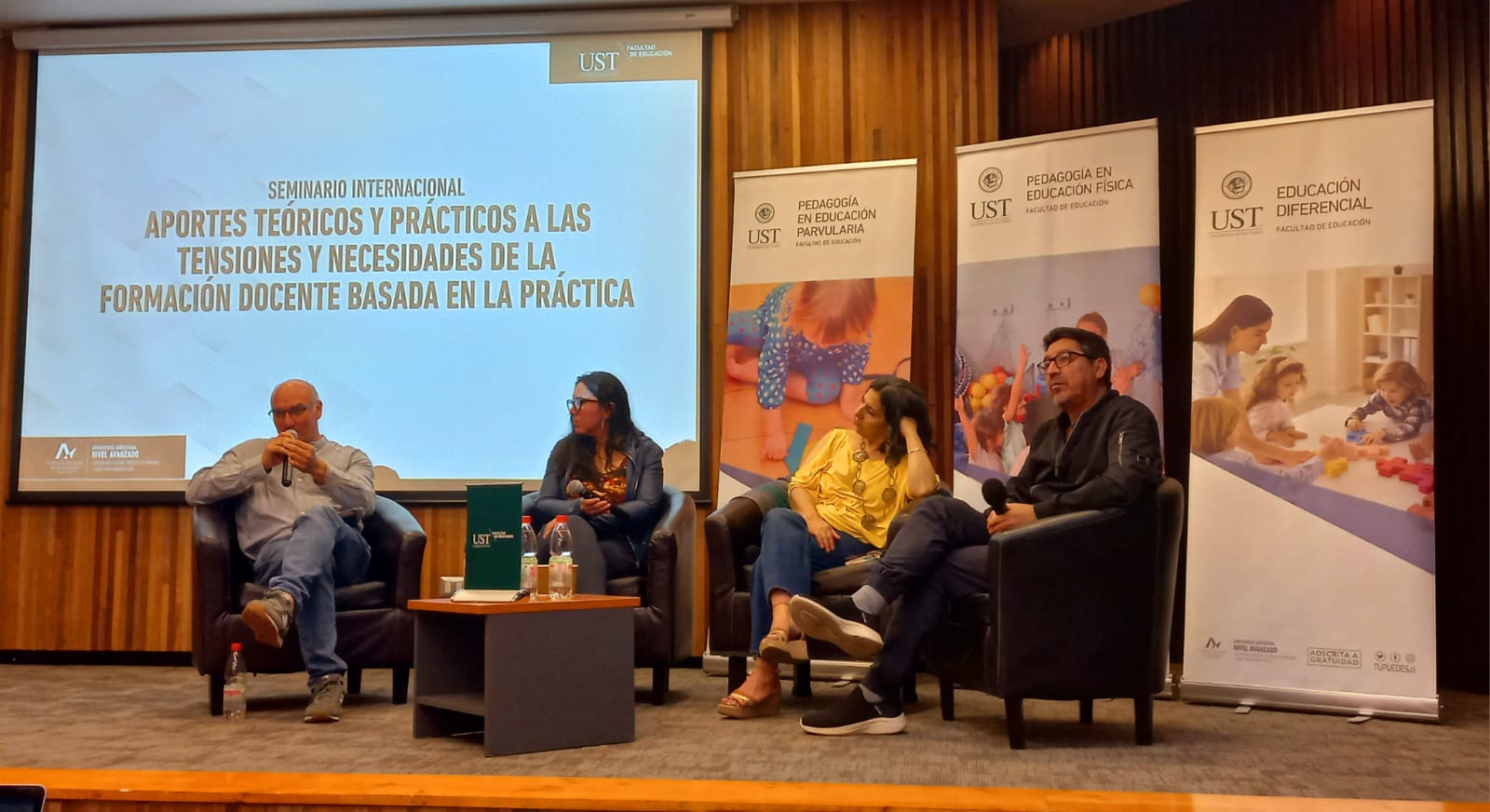 Guillermo Fonseca Amaya panelista en jornada UC